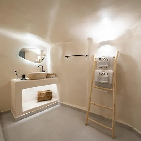 Splendid Santorini With Sea View And Hottub Villa Oia (Santorini)