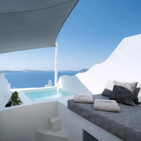 Splendid Santorini With Sea View And Hot Tub * Oia