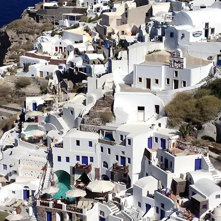 Splendid Santorini With Sea View And Hottub Oia (Santorini)