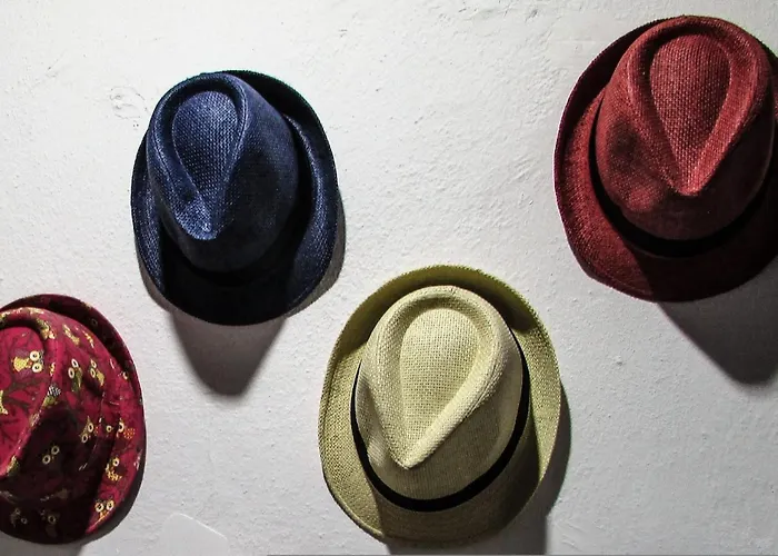 Splendid Santorini With Sea View And Hottub * Oia